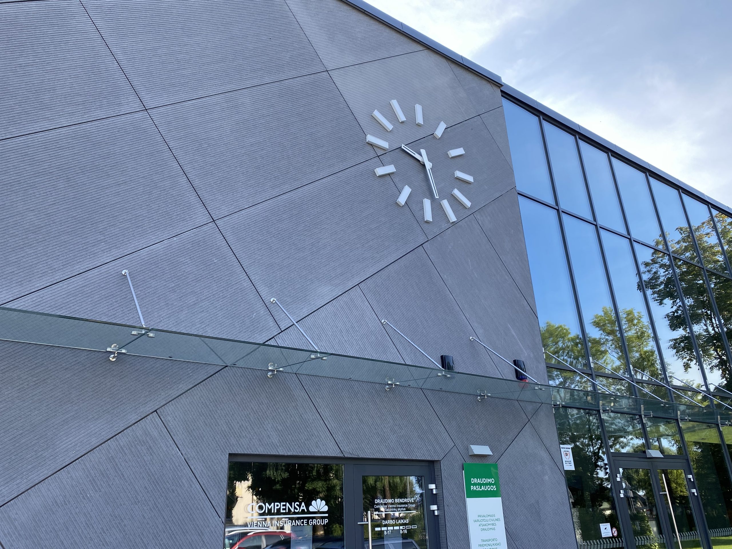 6bf326d23b02610ef95bbbd0b376939e1a08e9a3