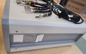 L0109 Kalibrator Calmet C300 bezpieczniki